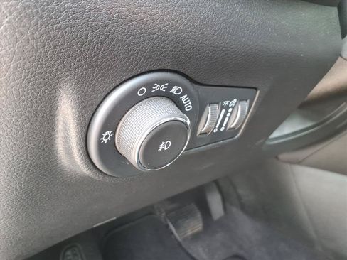 Used 2025 Jeep Compass Limited AWD/4WD image 21