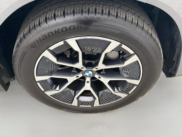 Used 2025 BMW X3 xDrive30i w/ M Sport Package AWD/4WD image 31