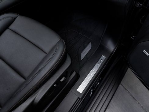 Used 2023 Chevrolet Tahoe High Country w/ Premium Package image 37