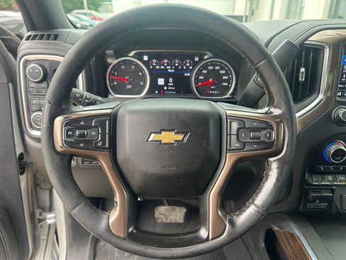 Used 2022 Chevrolet Silverado 3500 High Country image 19