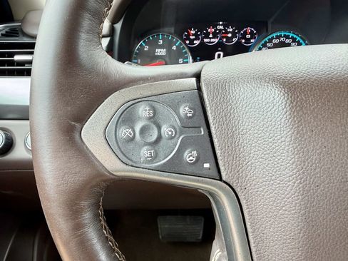 Used 2017 Chevrolet Tahoe Premier AWD/4WD image 28