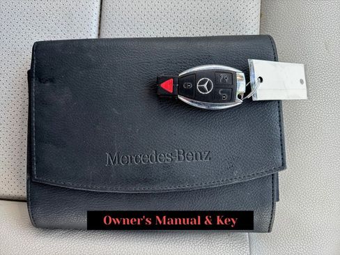 Used 2014 Mercedes-Benz E 350 4MATIC Sedan image 33