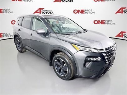 Used 2024 Nissan Rogue SV w/ SV Premium Package