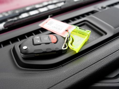 Used 2024 Jeep Wrangler Willys image 27