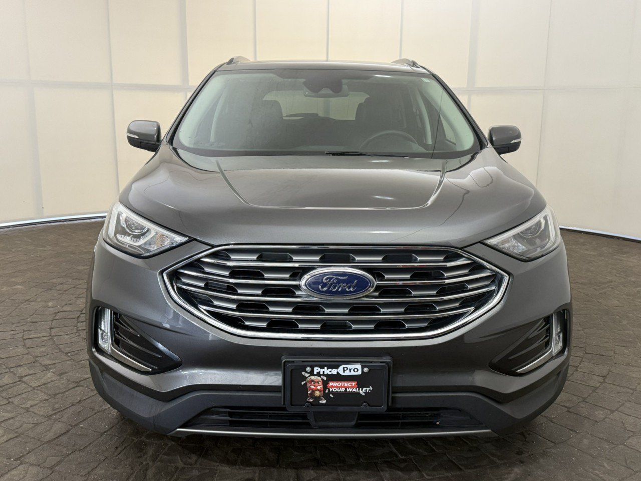 Used 2020 Ford Edge SEL w/ Convenience Package AWD/4WD image 2