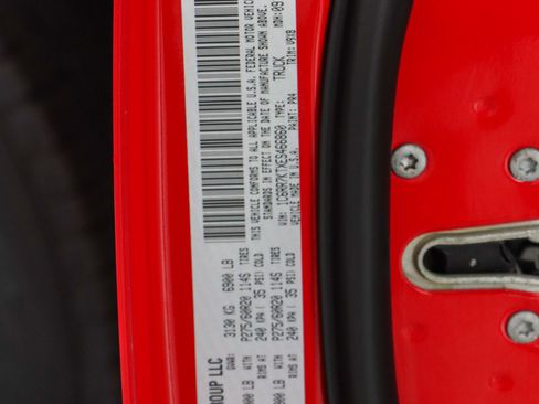 Used 2014 RAM 1500 Express image 32