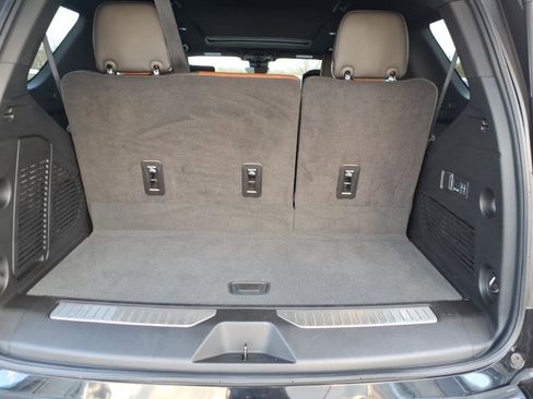 Used 2024 GMC Yukon Denali Ultimate image 6