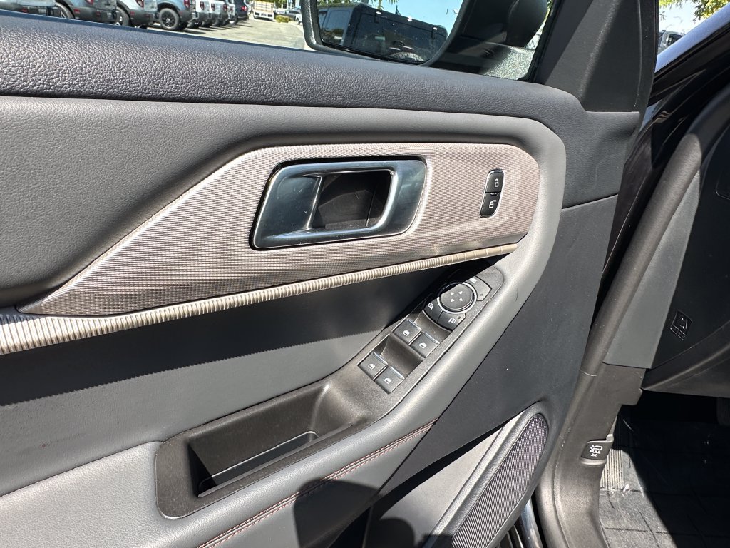 Used 2026 Ford Explorer Active RWD image 24