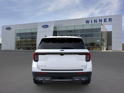 New 2026 Ford Explorer Active image 5