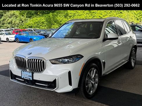Used 2024 BMW X5 xDrive40i AWD/4WD image 4