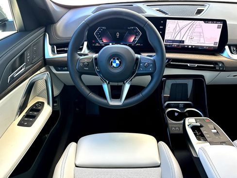 New 2026 BMW X1 xDrive28i w/ Technology Package AWD/4WD image 16