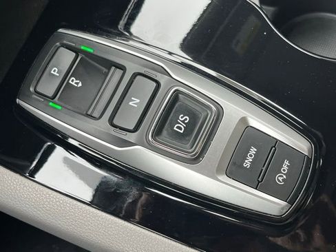 Used 2022 Honda Pilot Touring image 18