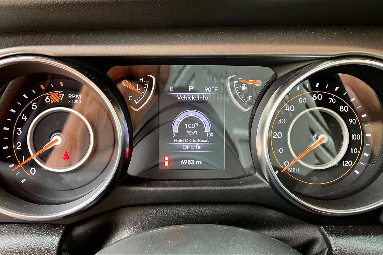 Used 2023 Jeep Wrangler Sport AWD/4WD image 11