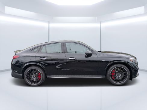 New 2025 Mercedes-Benz GLC 63 AMG S image 2