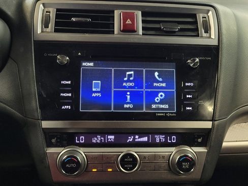 Used 2016 Subaru Outback 2.5i Premium image 25