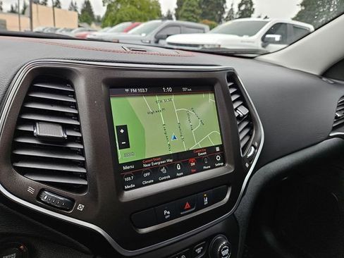 Used 2022 Jeep Cherokee Trailhawk w/ Sun, Sound & Nav Group AWD/4WD image 36