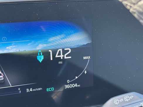 Used 2024 Kia Niro Wind FWD image 18