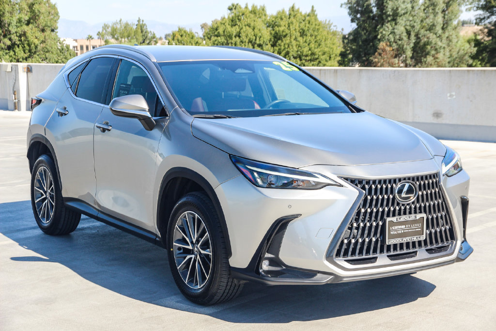 Certified 2025 Lexus NX 350h AWD image 3