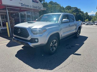 Used 2018 Toyota Tacoma TRD Sport w/ Technology Package