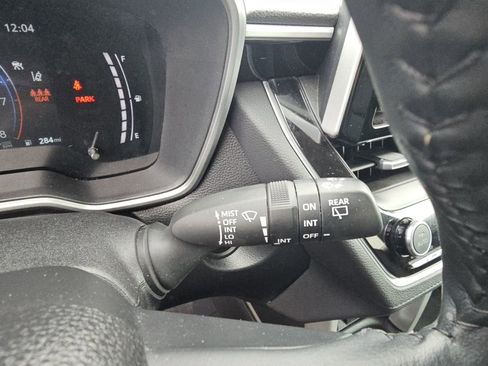 Certified 2025 Toyota Corolla Cross XLE image 14