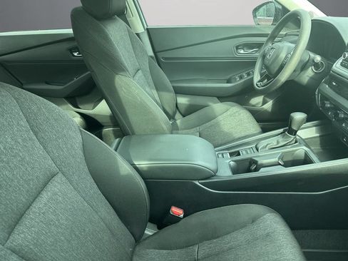 Used 2025 Honda Accord SE image 9