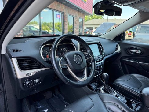 Used 2014 Jeep Cherokee Limited FWD image 11