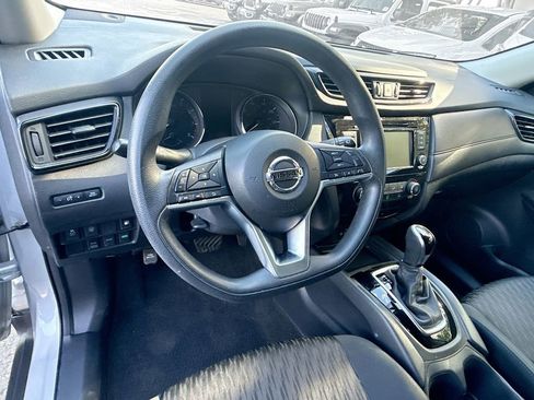 Used 2020 Nissan Rogue S AWD/4WD image 12