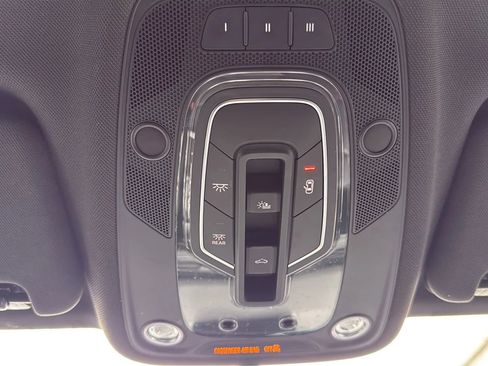 Used 2017 Audi Q7 2.0T Premium Plus image 21