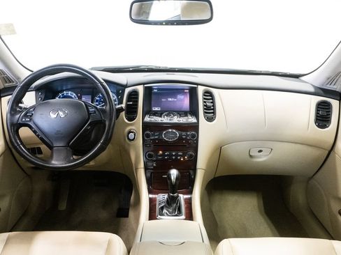 Used 2017 INFINITI QX50 AWD w/ Premium Plus Package image 9