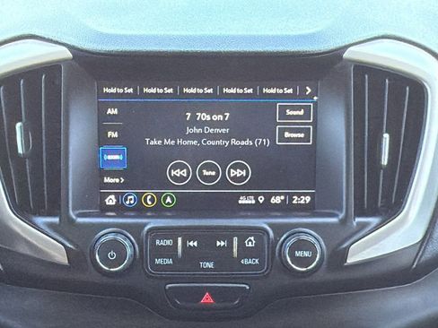 Used 2018 GMC Terrain Denali w/ Advanced Safety Package image 20