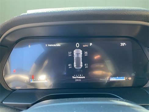 New 2025 Jeep Grand Cherokee Limited w/ Black Appearance Package image 23