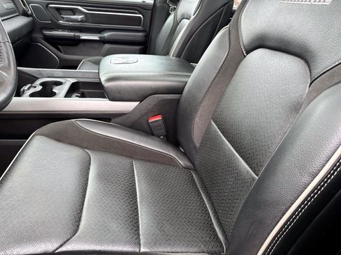 Used 2024 RAM 1500 Laramie image 15