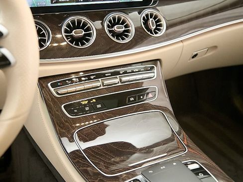 Used 2022 Mercedes-Benz E 450 4MATIC Coupe image 25