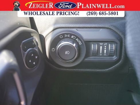 Used 2018 Jeep Wrangler Unlimited Sport S image 28