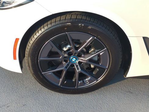 Used 2023 BMW i4 eDrive35 w/ Premium Package RWD image 25