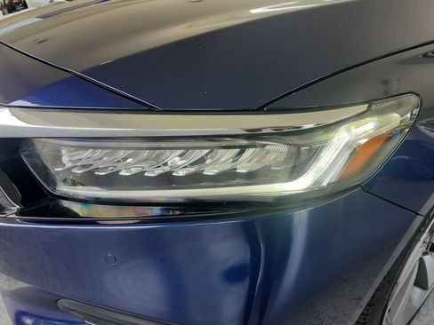 Used 2019 Honda Accord Touring image 33