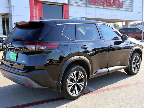 Used 2021 Nissan Rogue SV FWD image 6