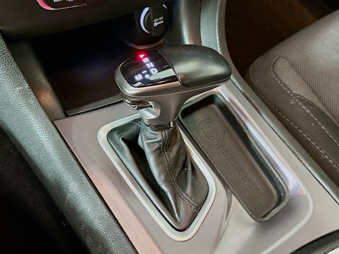 Used 2021 Dodge Charger SXT RWD image 23