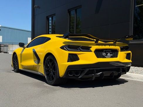 Used 2025 Chevrolet Corvette Stingray Preferred Cpe w/ Z51 Performance Package RWD image 5