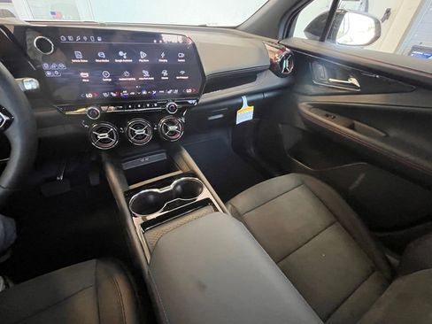 New 2025 Chevrolet Blazer EV RS w/ Super Cruise Package image 17