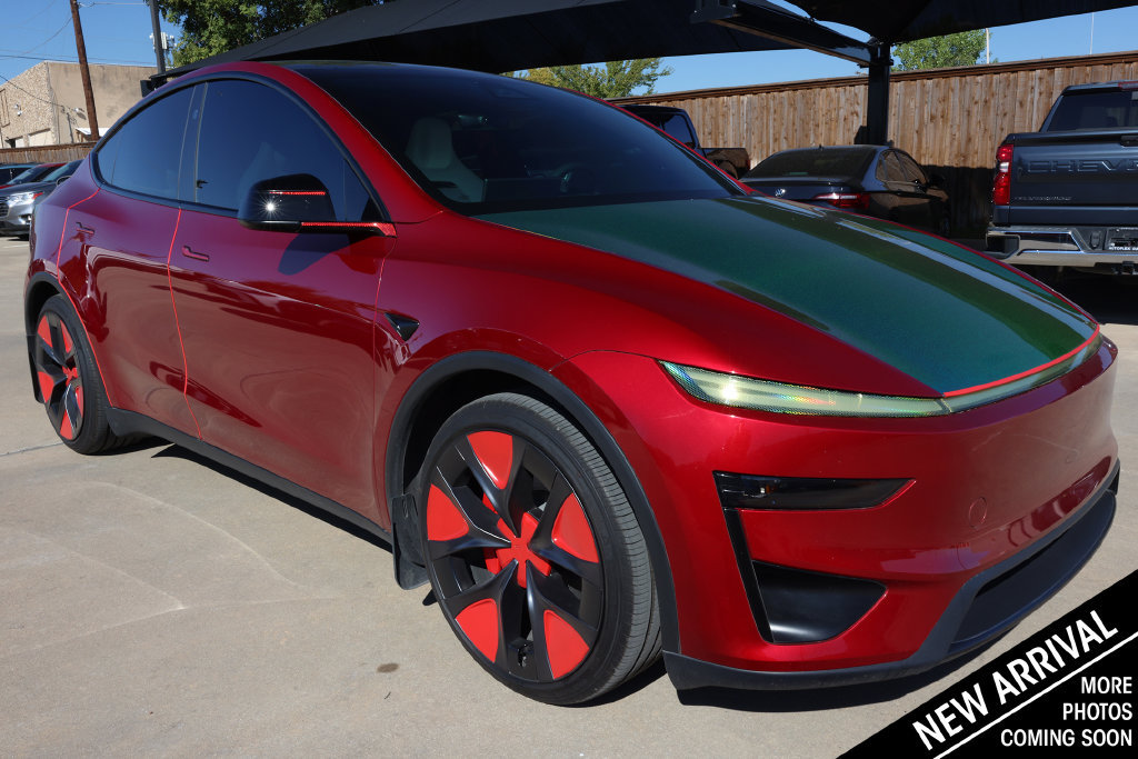 Used 2026 Tesla Model Y Performance AWD/4WD image 3