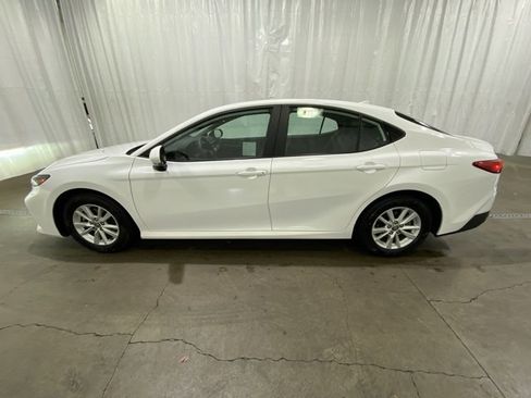 Certified 2025 Toyota Camry LE image 7