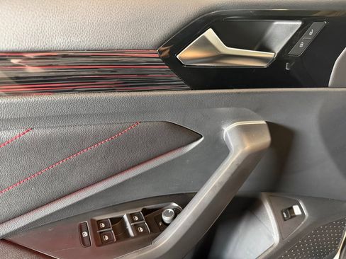 Used 2024 Volkswagen Jetta GLI 40th Anniversary Edition image 19