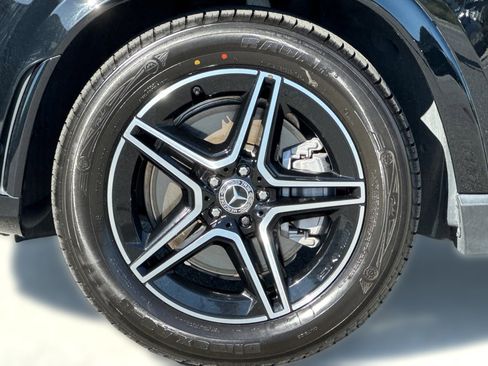 Used 2022 Mercedes-Benz GLE 450 4MATIC image 11
