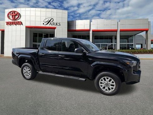 Used 2024 Toyota Tacoma SR AWD/4WD image 1