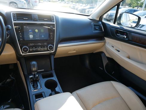 Used 2018 Subaru Outback 2.5i Limited AWD/4WD image 14