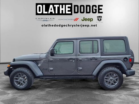 Certified 2024 Jeep Wrangler Sport S image 23
