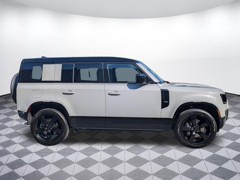 New 2026 Land Rover Defender 110 X-Dynamic SE AWD/4WD image 6