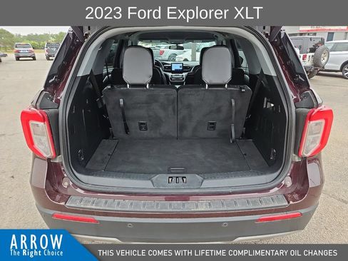 Used 2023 Ford Explorer XLT w/ Equipment Group 202A RWD image 18