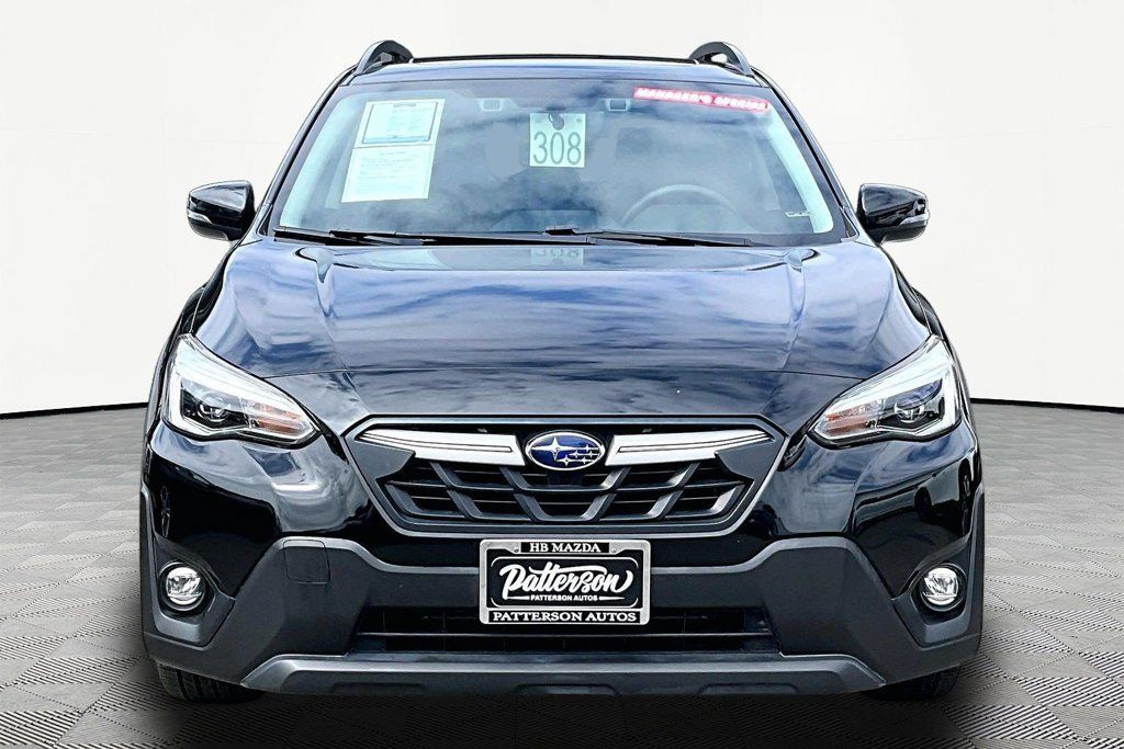 Used 2021 Subaru Crosstrek 2.5i Limited w/ Moonroof Package 2 AWD/4WD image 3